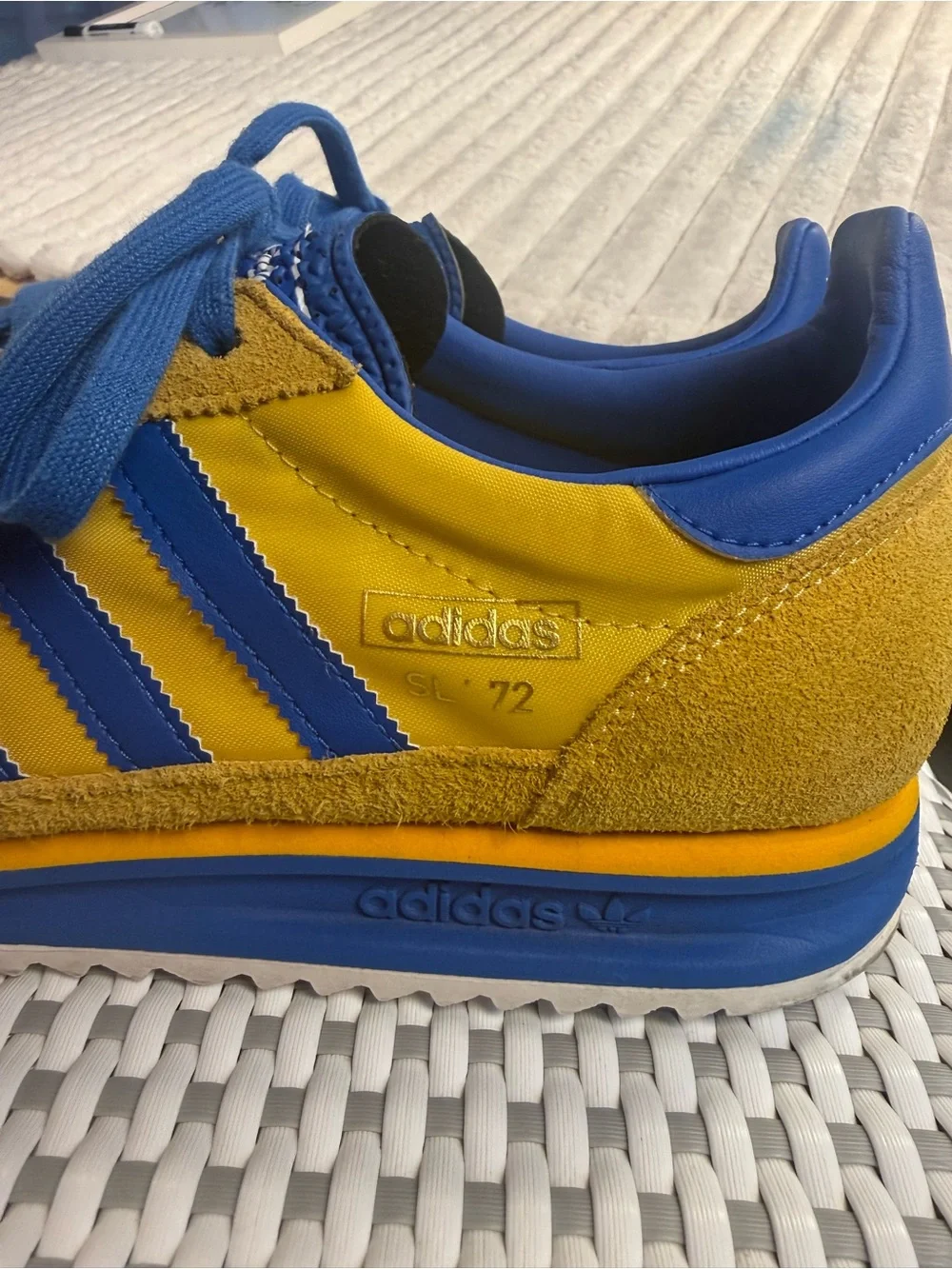 adidas these sl